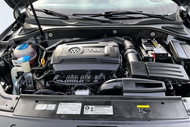 2017 Volkswagen Passat 1.8T SE w/Technology Automatic - 22980309 - 37
