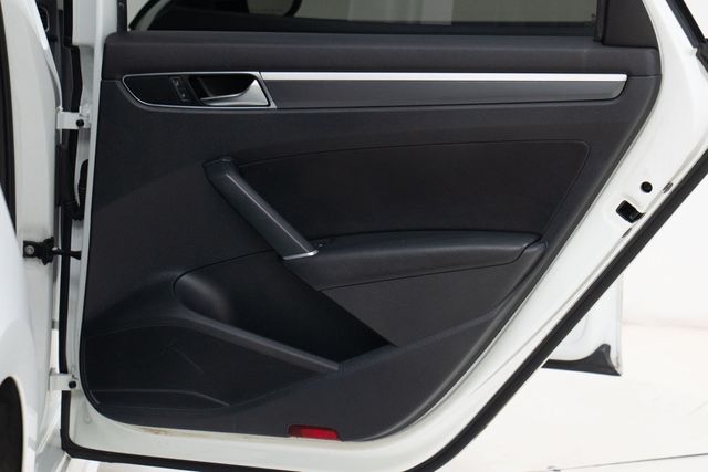 2017 Volkswagen Passat 2017 VOLKSWAGON PASSAT TSI R- LINE - 22929984 - 18