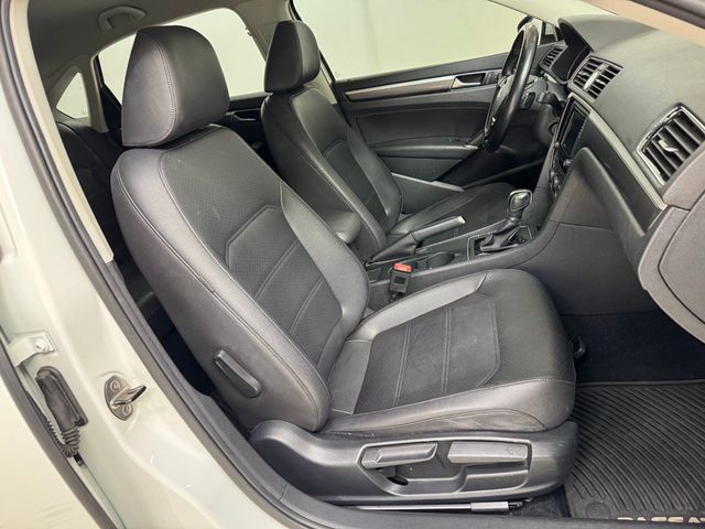 2017 Volkswagen Passat 2017 VOLKSWAGON PASSAT TSI R- LINE - 22929984 - 23