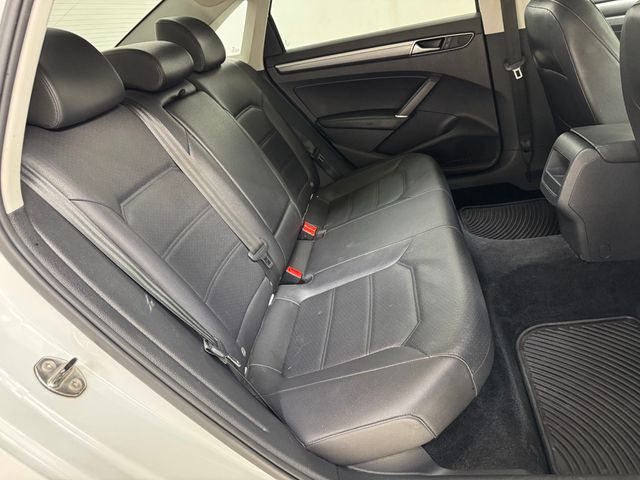 2017 Volkswagen Passat 2017 VOLKSWAGON PASSAT TSI R- LINE - 22929984 - 30