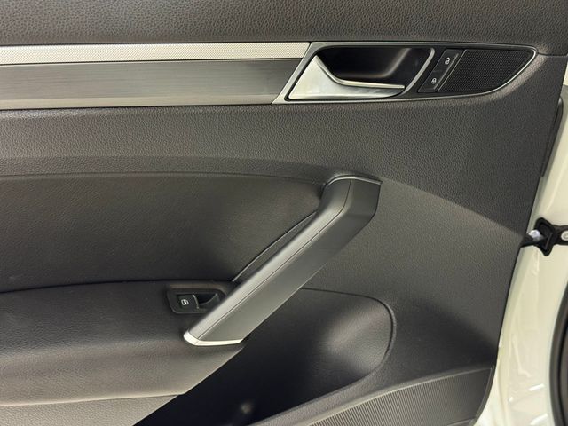 2017 Volkswagen Passat 2017 VOLKSWAGON PASSAT TSI R- LINE - 22929984 - 34
