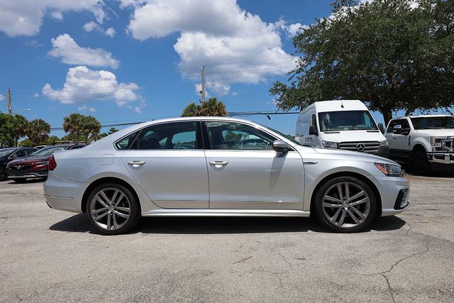 2017 VOLKSWAGEN PASSAT R-Line w/Comfort Pkg Automatic - 23025167 - 2
