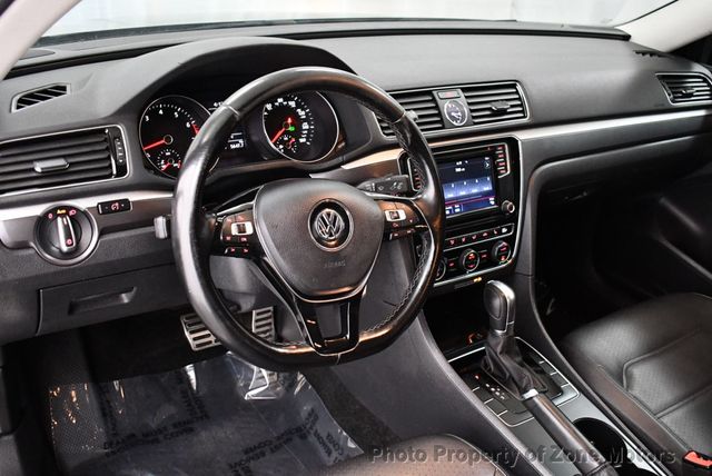 2017 Volkswagen Passat R-Line w/Comfort Pkg Automatic - 22582698 - 10