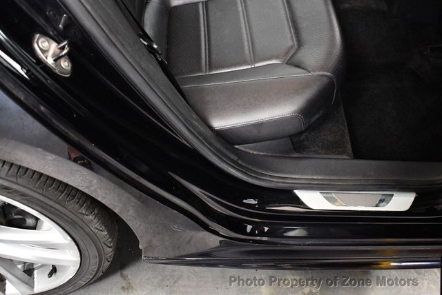 2017 Volkswagen Passat R-Line w/Comfort Pkg Automatic - 22582698 - 14