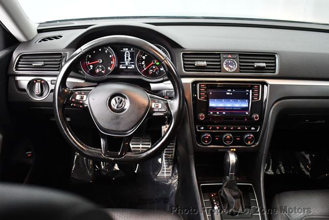 2017 Volkswagen Passat R-Line w/Comfort Pkg Automatic - 22582698 - 20