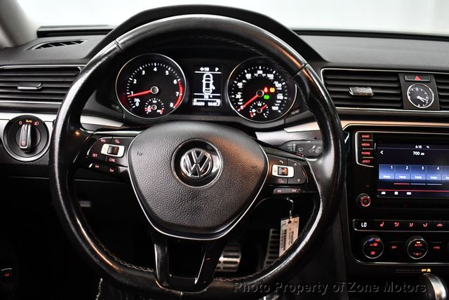 2017 Volkswagen Passat R-Line w/Comfort Pkg Automatic - 22582698 - 21