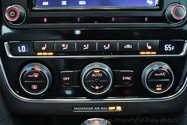 2017 Volkswagen Passat R-Line w/Comfort Pkg Automatic - 22582698 - 28