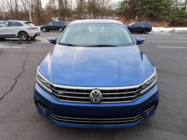 2017 Volkswagen Passat R-Line w/Comfort Pkg Automatic - 22992844 - 2