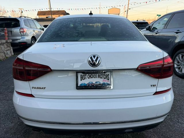 2017 Volkswagen Passat R-Line w/Comfort Pkg Automatic - 22970409 - 10