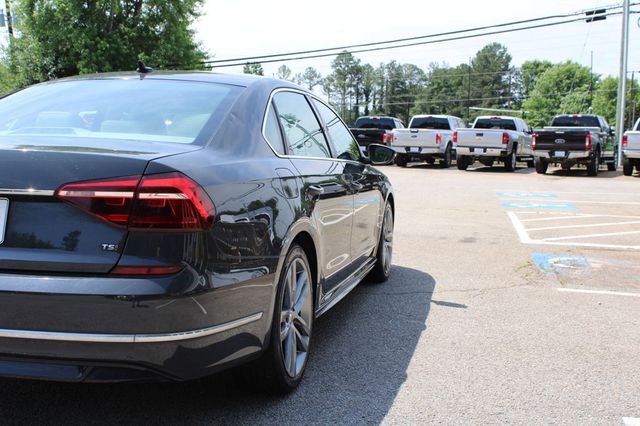 2017 Volkswagen Passat R-Line w/Comfort Pkg Automatic - 23032820 - 30