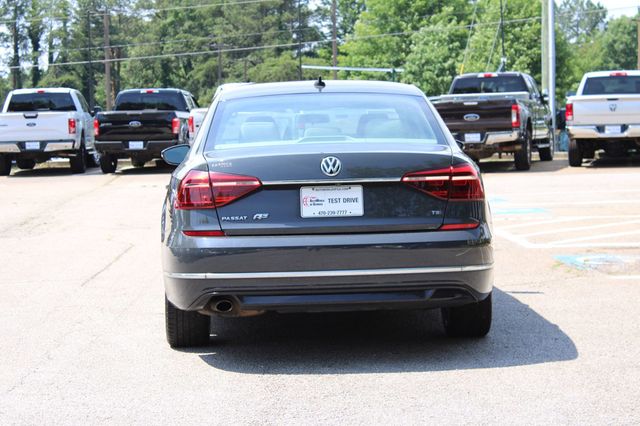 2017 Volkswagen Passat R-Line w/Comfort Pkg Automatic - 23032820 - 6