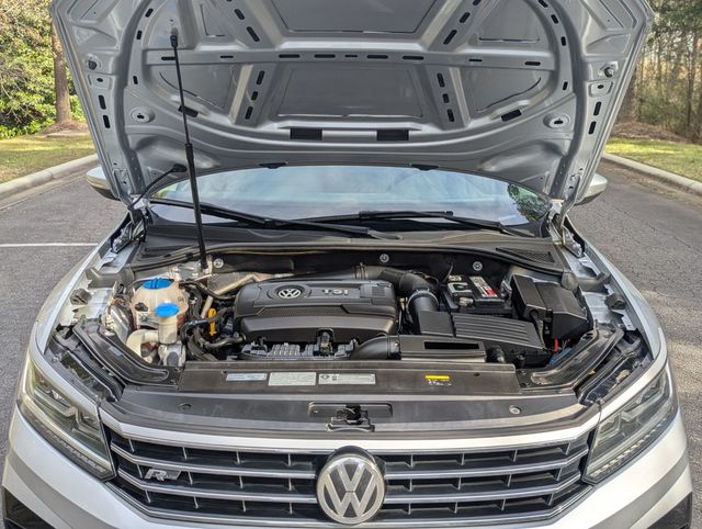 2017 Volkswagen Passat R-Line w/Comfort Pkg Automatic - 22974918 - 19