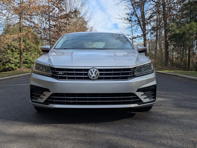 2017 Volkswagen Passat R-Line w/Comfort Pkg Automatic - 22974918 - 3