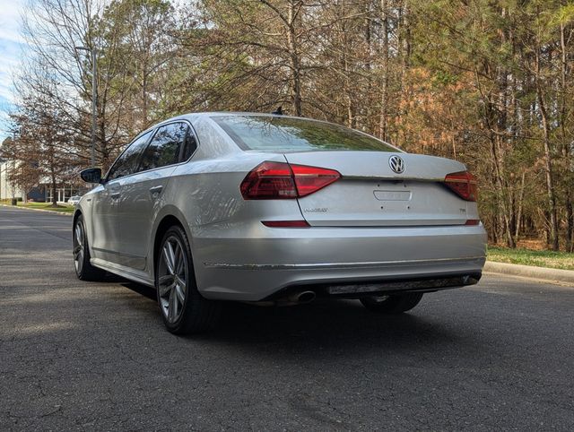 2017 Volkswagen Passat R-Line w/Comfort Pkg Automatic - 22974918 - 5