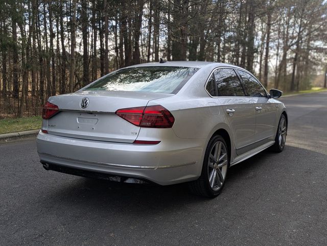2017 Volkswagen Passat R-Line w/Comfort Pkg Automatic - 22974918 - 7