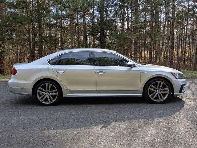 2017 Volkswagen Passat R-Line w/Comfort Pkg Automatic - 22974918 - 8