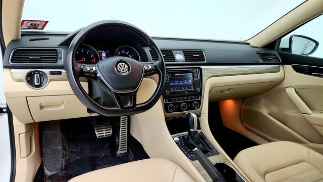 2017 Volkswagen Passat V6 SEL Premium DSG - 23076072 - 12