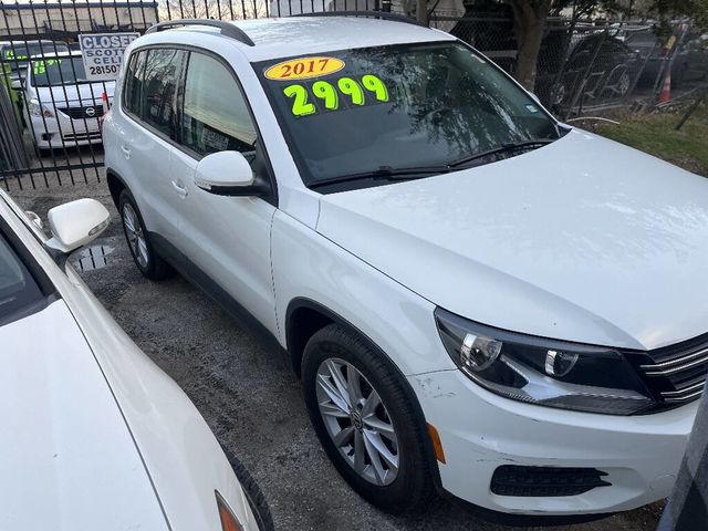 2017 Volkswagen Tiguan  - 22971687 - 0