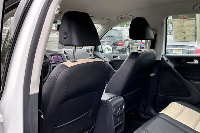 2017 Volkswagen Tiguan 2.0T S - 23028036 - 18