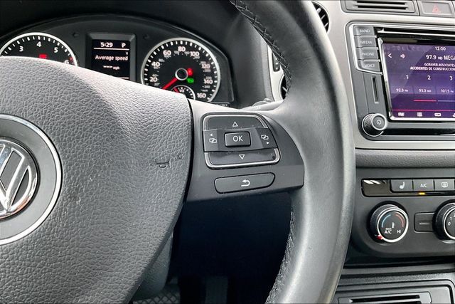 2017 Volkswagen Tiguan 2.0T S - 23028036 - 22