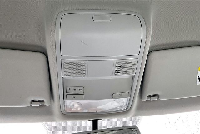 2017 Volkswagen Tiguan 2.0T S - 23028036 - 28