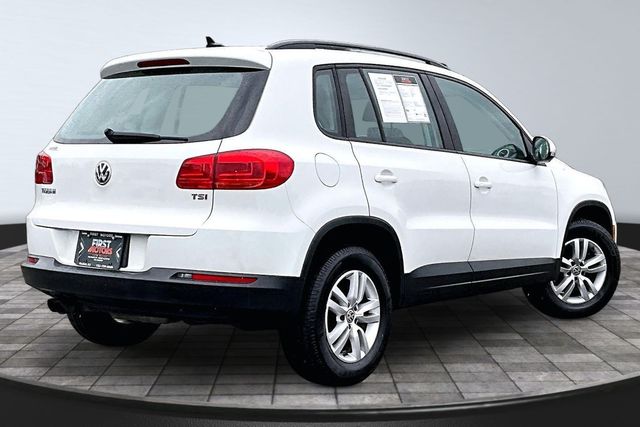 2017 Volkswagen Tiguan 2.0T S's photo
