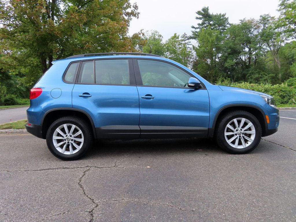 2017 Volkswagen Tiguan S photo 10