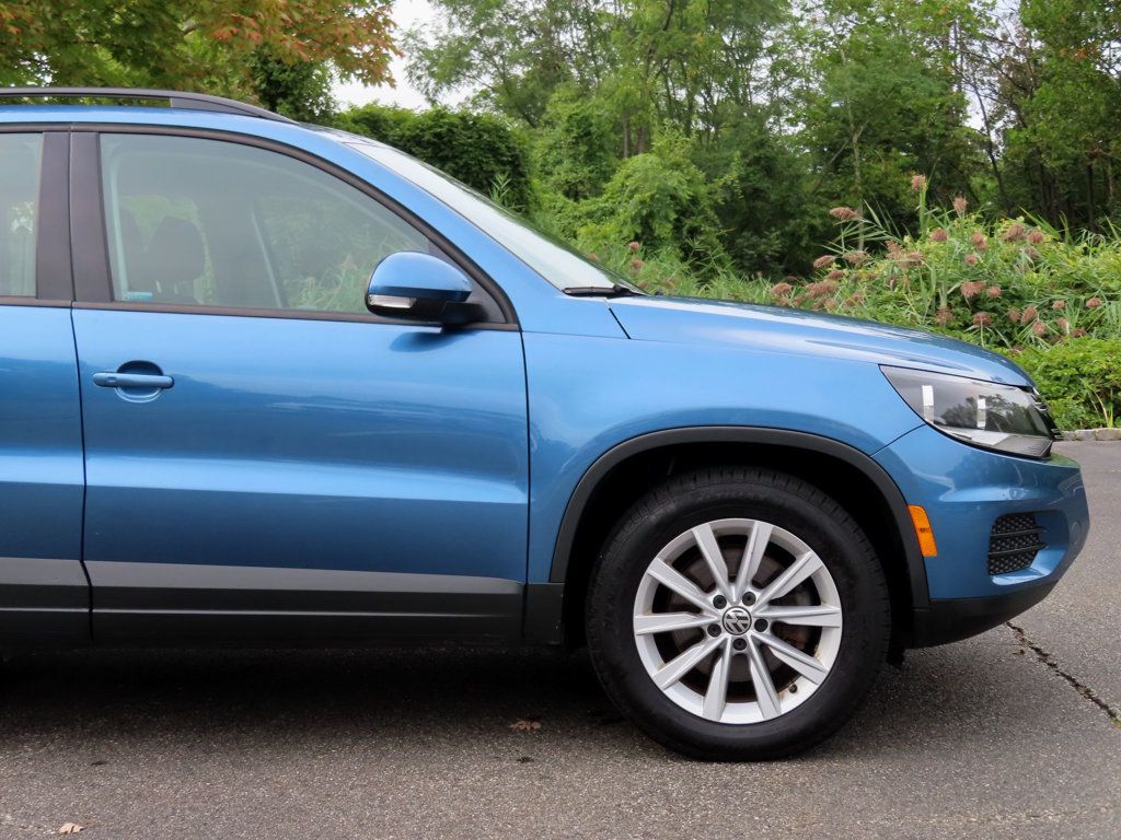 2017 Volkswagen Tiguan S photo 12