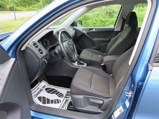 2017 Volkswagen Tiguan 2.0T S 4MOTION - 22906319 - 16