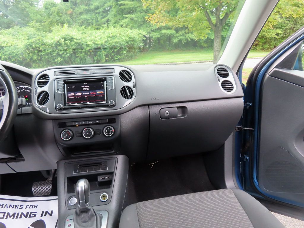 2017 Volkswagen Tiguan S photo 28