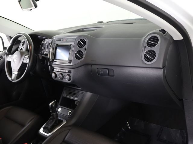 2017 Volkswagen Tiguan 2.0T S 4MOTION - 23027856 - 23