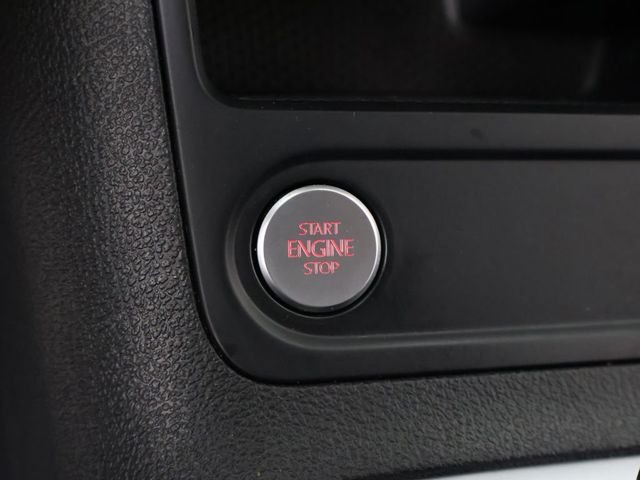 2017 Volkswagen Tiguan 2.0T S 4MOTION - 23027856 - 34