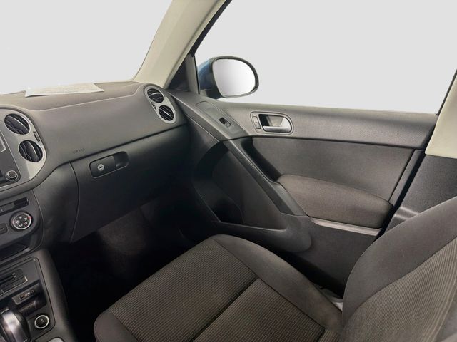 2017 Volkswagen Tiguan 2.0T S 4MOTION - 23073884 - 20