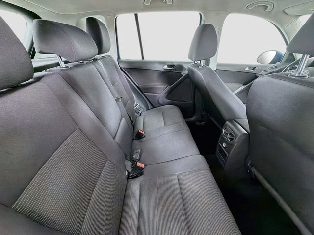 2017 Volkswagen Tiguan 2.0T S 4MOTION - 23073884 - 24