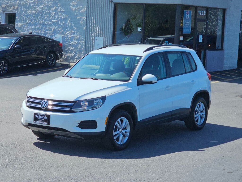 2017 Volkswagen Tiguan S photo 10
