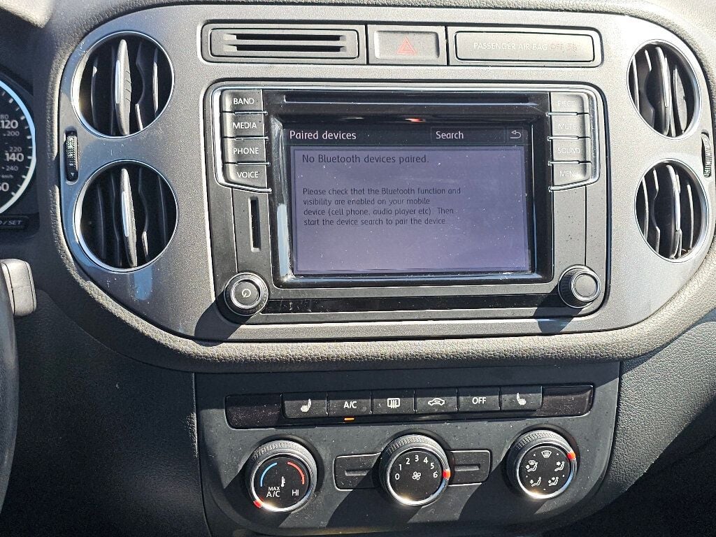 2017 Volkswagen Tiguan 2.0T S 4MOTION - 22920668 - 21