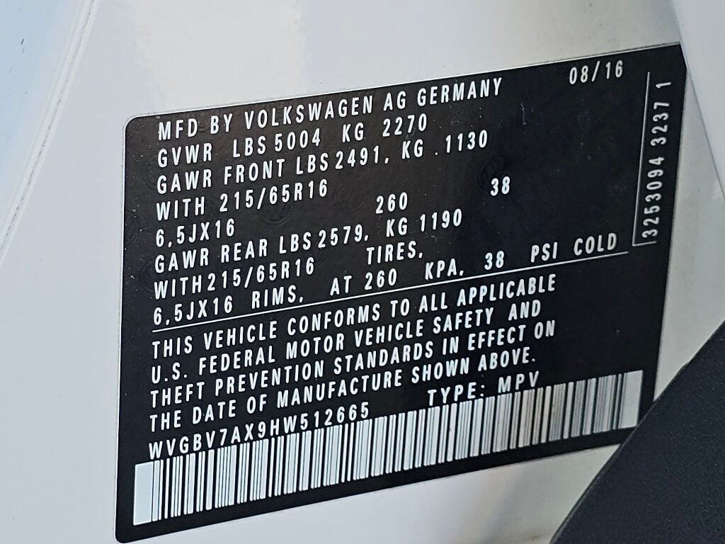 2017 Volkswagen Tiguan S photo 32