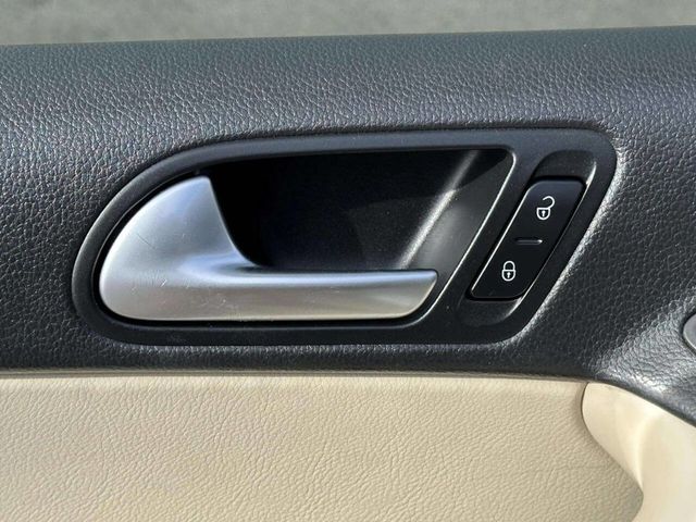 2017 Volkswagen Tiguan 2.0T S 4Motion AWD 4dr SUV - 22930536 - 10