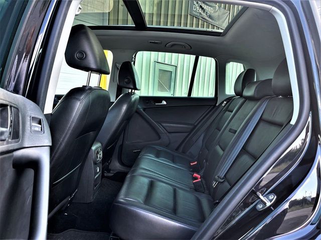 2017 Volkswagen Tiguan 2.0T SEL 4Motion AWD 4dr SUV - 21466959 - 18