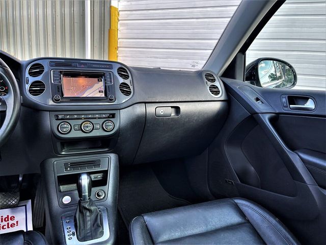 2017 Volkswagen Tiguan 2.0T SEL 4Motion AWD 4dr SUV - 21466959 - 21