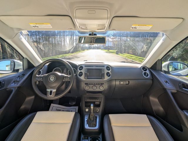 2017 Volkswagen Tiguan 2.0T S FWD - 22991836 - 18