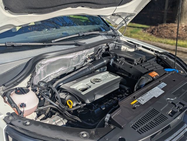 2017 Volkswagen Tiguan 2.0T S FWD - 22991836 - 21