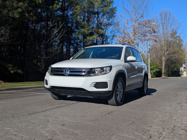 2017 Volkswagen Tiguan 2.0T S FWD - 22991836 - 3
