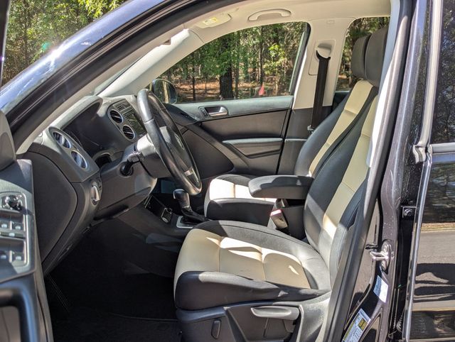 2017 Volkswagen Tiguan 2.0T S FWD - 23019272 - 14