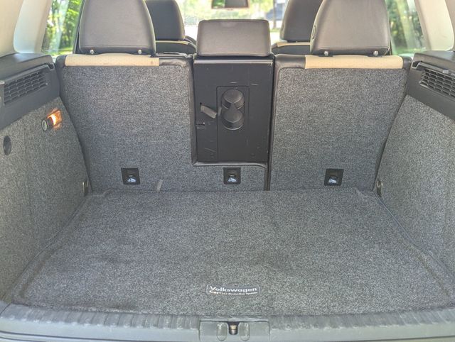 2017 Volkswagen Tiguan 2.0T S FWD - 23019272 - 18