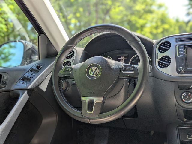 2017 Volkswagen Tiguan 2.0T S FWD - 23019272 - 20