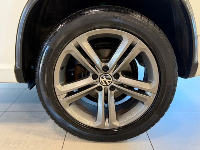 2017 Volkswagen Tiguan 2.0T Sport 4MOTION - 23022060 - 35