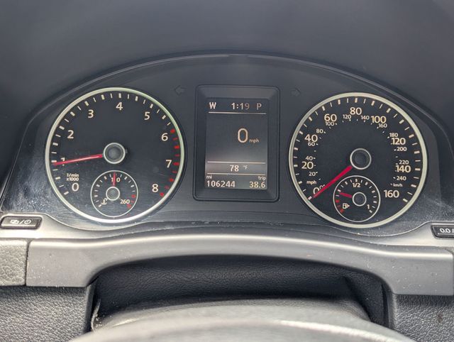 2017 Volkswagen Tiguan 2.0T Sport FWD - 23044965 - 19