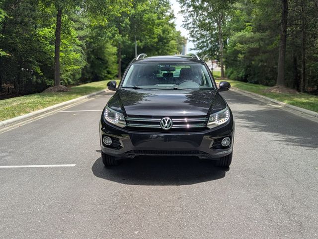 2017 Volkswagen Tiguan 2.0T Sport FWD - 23044965 - 2