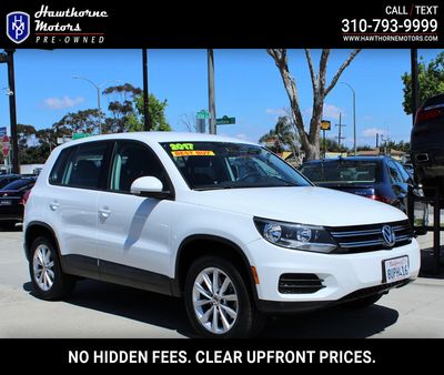 2017 Volkswagen Tiguan - WVGAV7AX8HK050666